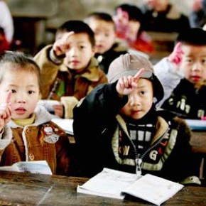 Low-End Smartphones Should Democratize Education in Rural China