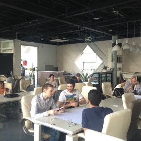 A Successful First Ideas MeshUp Workshop: An App To Find Best Product Prices Wins